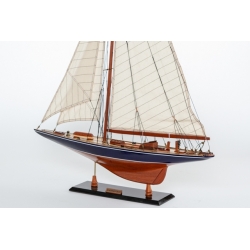 Maquette Endeavour Class J