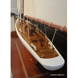 Maquette de bateau : Santorin - Bateau de pêche grec - New CAP Maquettes