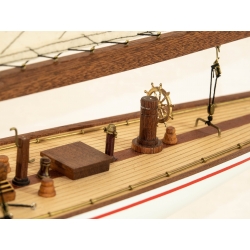 Maquette Rainbow Class J